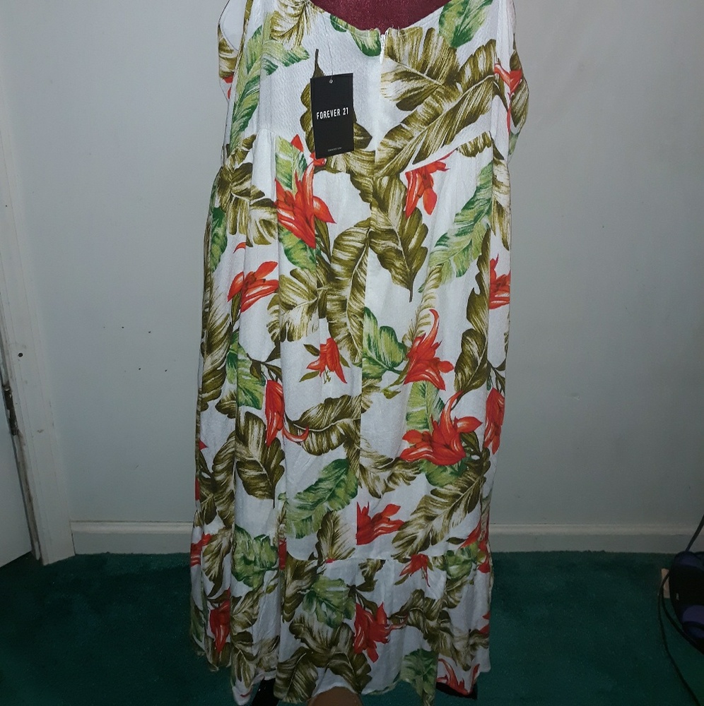 Forever 21 Summer dress NWT - Picture 2 of 4